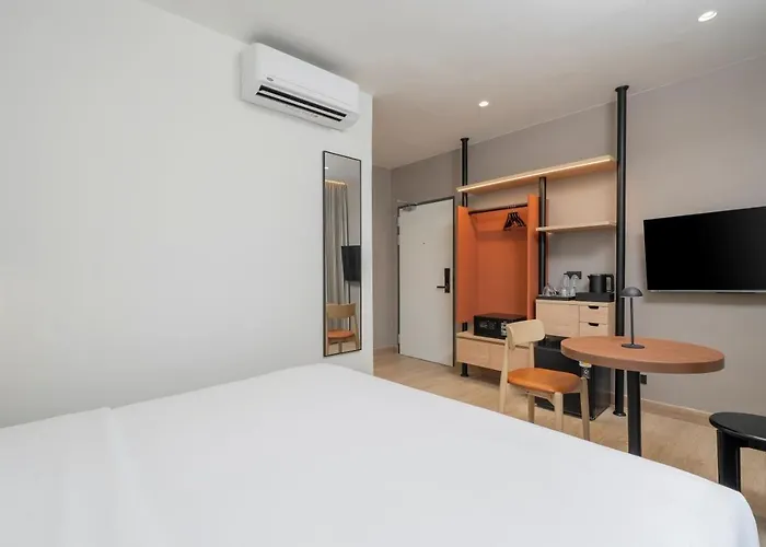 Asoka At Asoke Makkasan Hotel